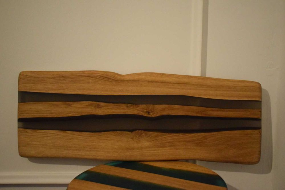 Platou din lemn de stejar si  rășină epoxidică