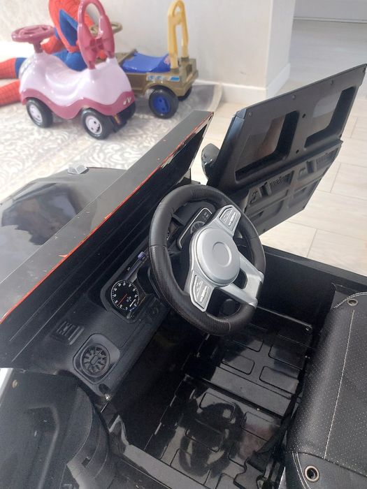 Машинка детская мерседес новая