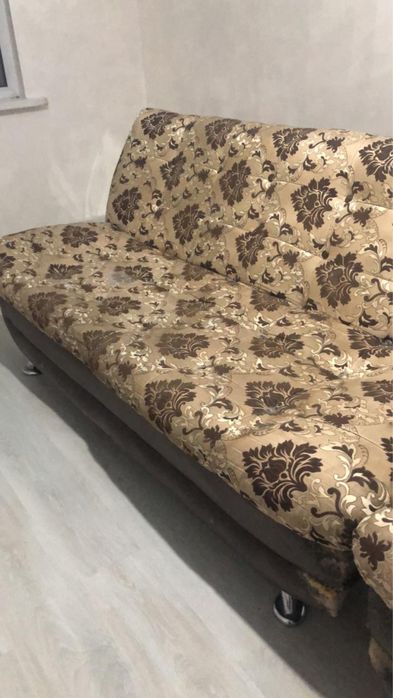 Диван с креслом бесплатно