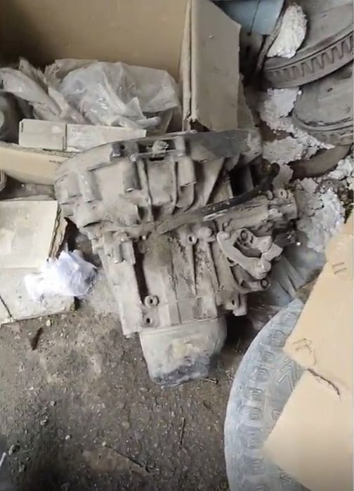 Каропка ларгус сатылады. Срочно.