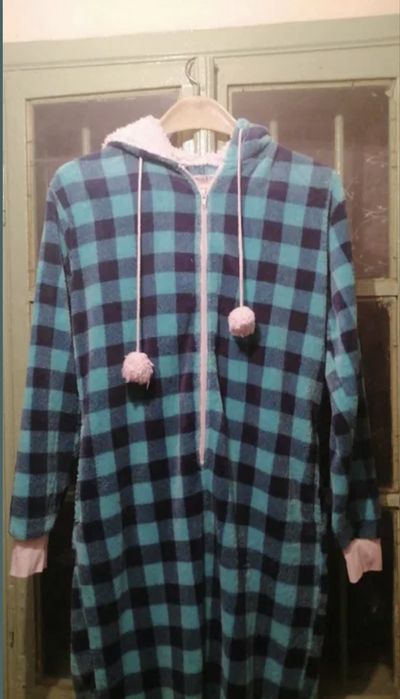 Дамски пижамен гащеризон