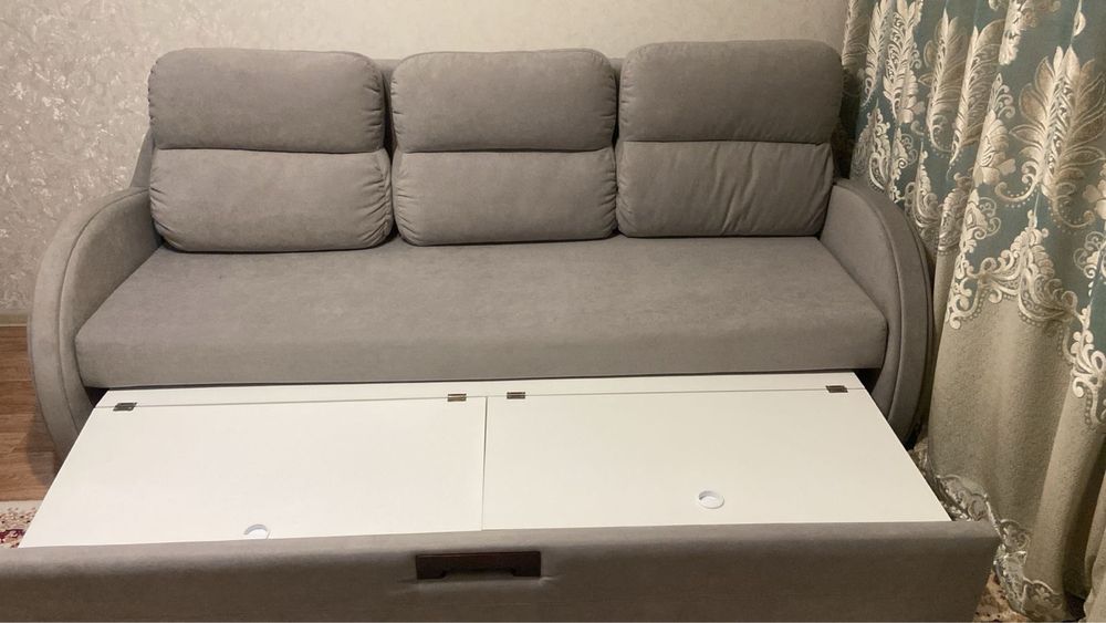 Продается Россиский диван