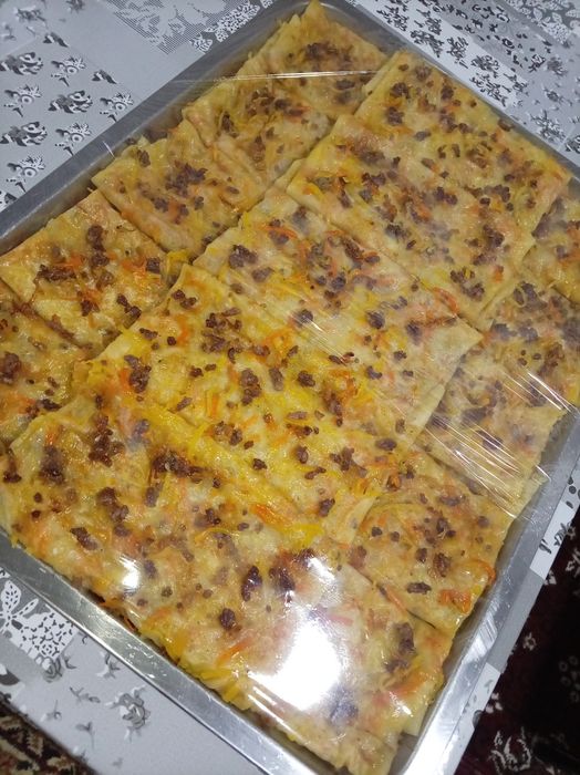 Hamyonbop narxlada yupqa va har hil shirinlila