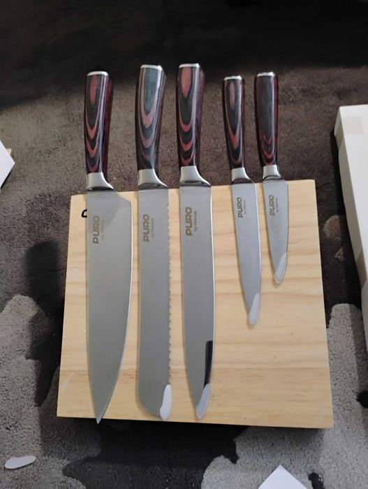 Чисто нов комплект ножове Puro