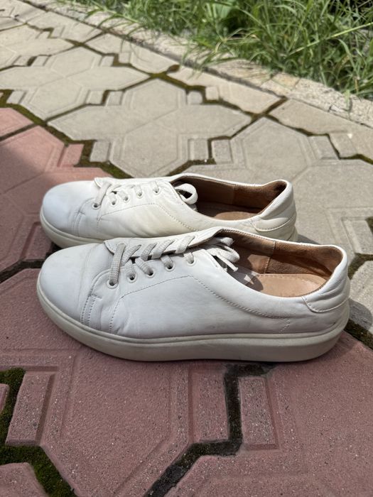 Женские кожаные кеды