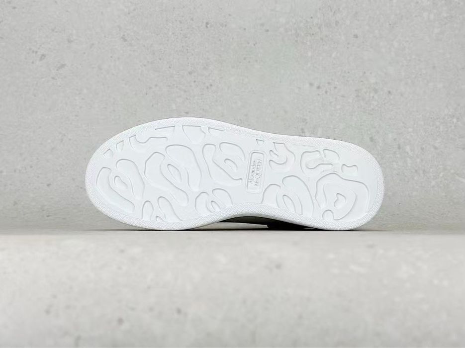 Alexander McQueen Oversized White Lace Up ,Poze Reale