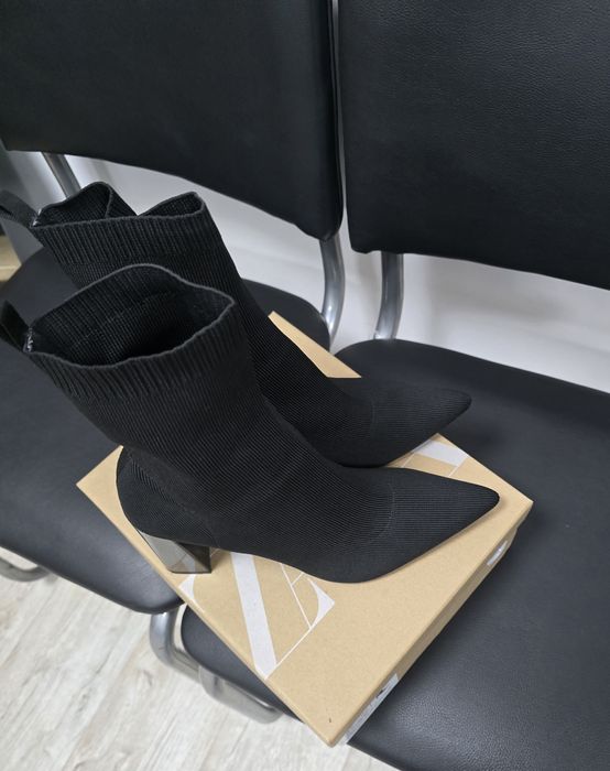 Сапожки от фирмы ZARA