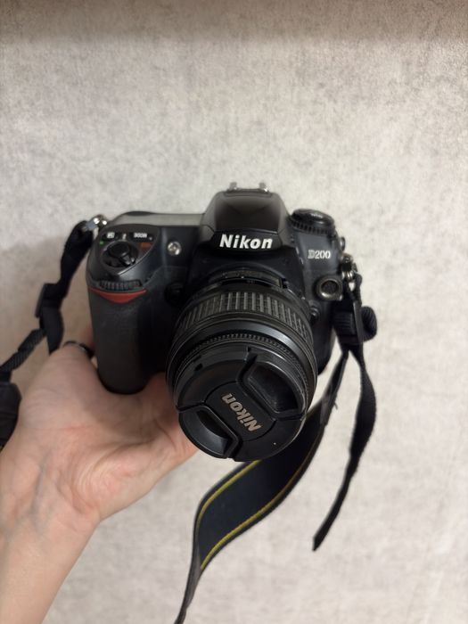 NikonD200+объектив+батарейный блок