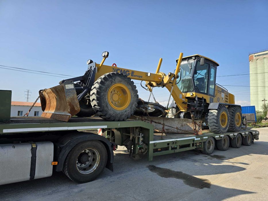 De închiriat Autogreder/greder