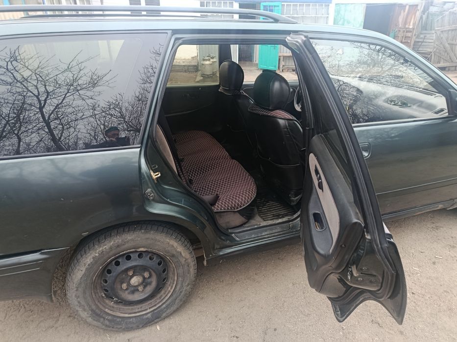 Продам машину ниссан