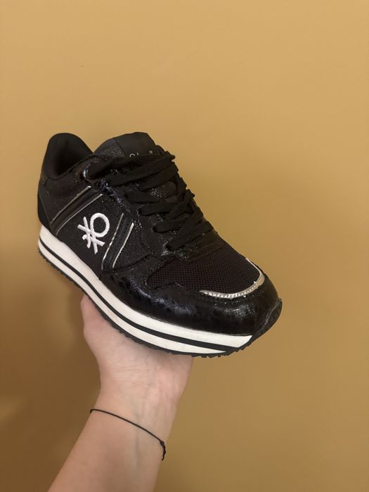 Дамски маратонки Benetton