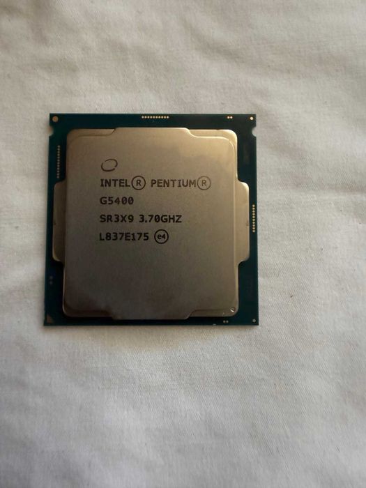 Процесор Intel Pentium Gold G5400  3,70 GHz - LGA1151