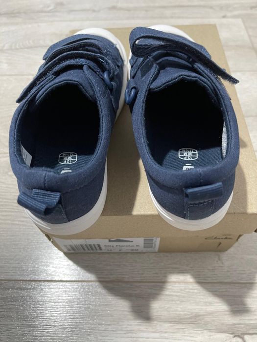 Clarks papuci pt copii marimea 30