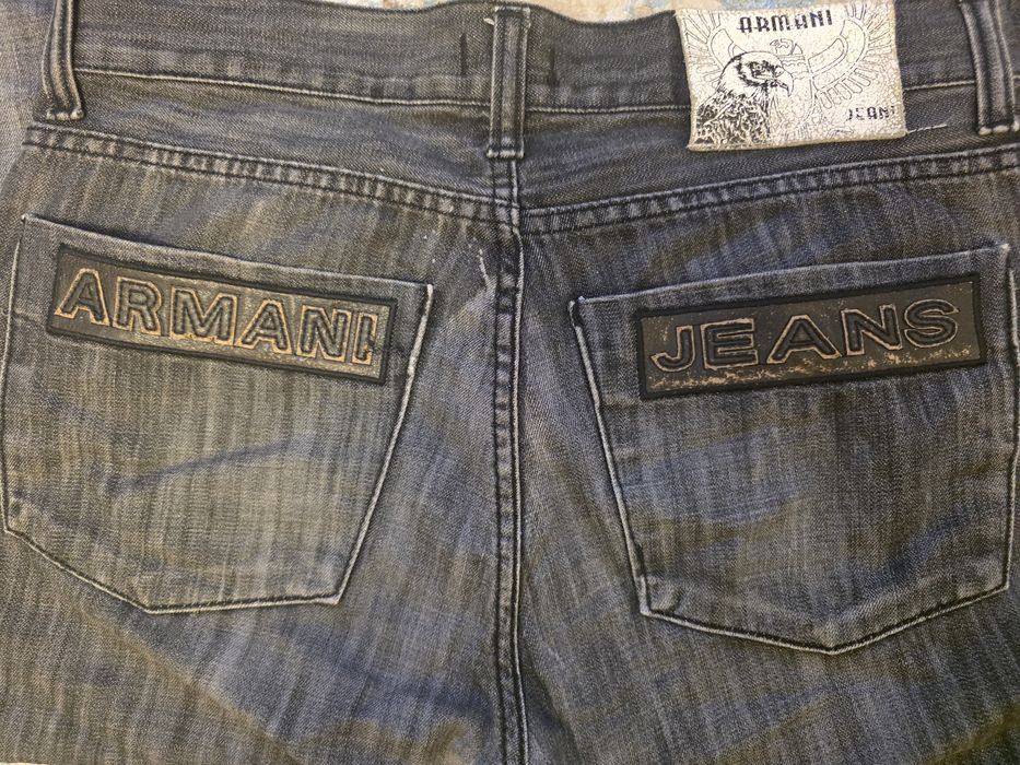 Винтажные джинсы Armani Jeans

(Архив / Y2K)