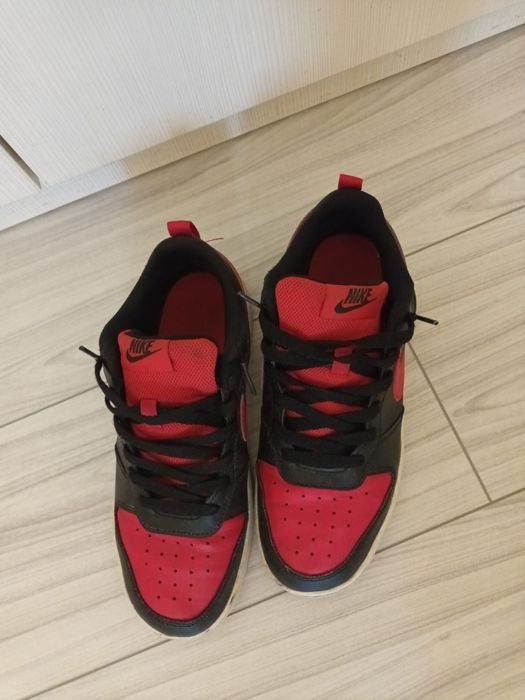 Vând Nike nr 39 albi