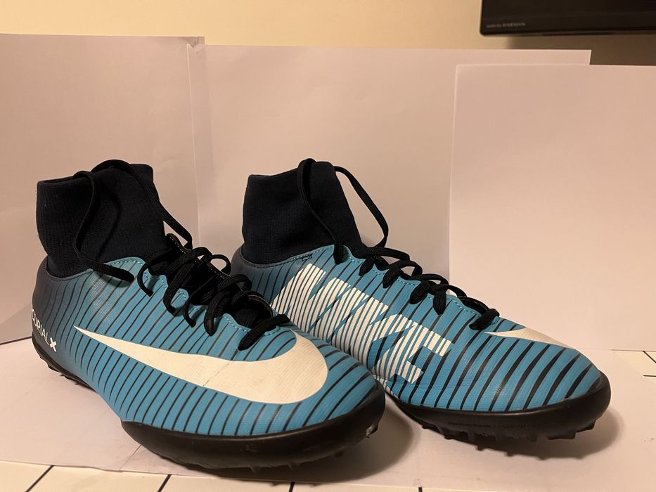 Ghete de footbal NIKE nou noute marimea 38/39
