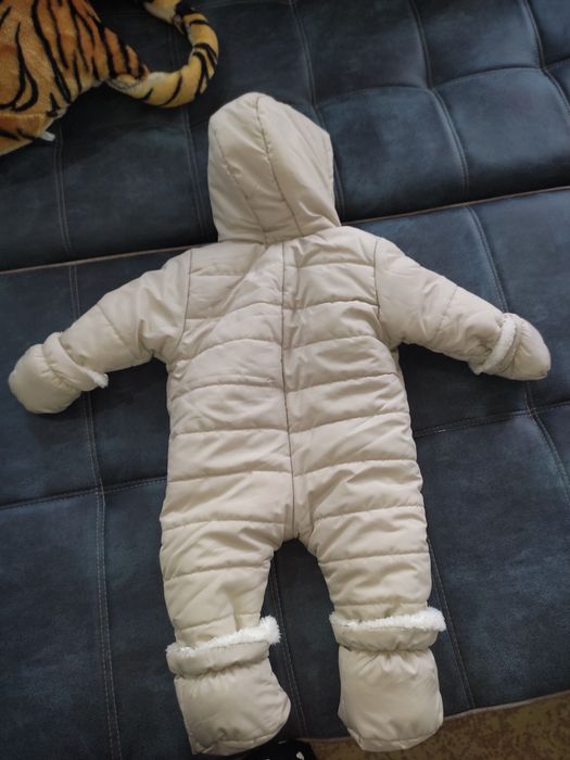 Детский зимний комбинезон с рождения до 12-13 месяцев. Новый