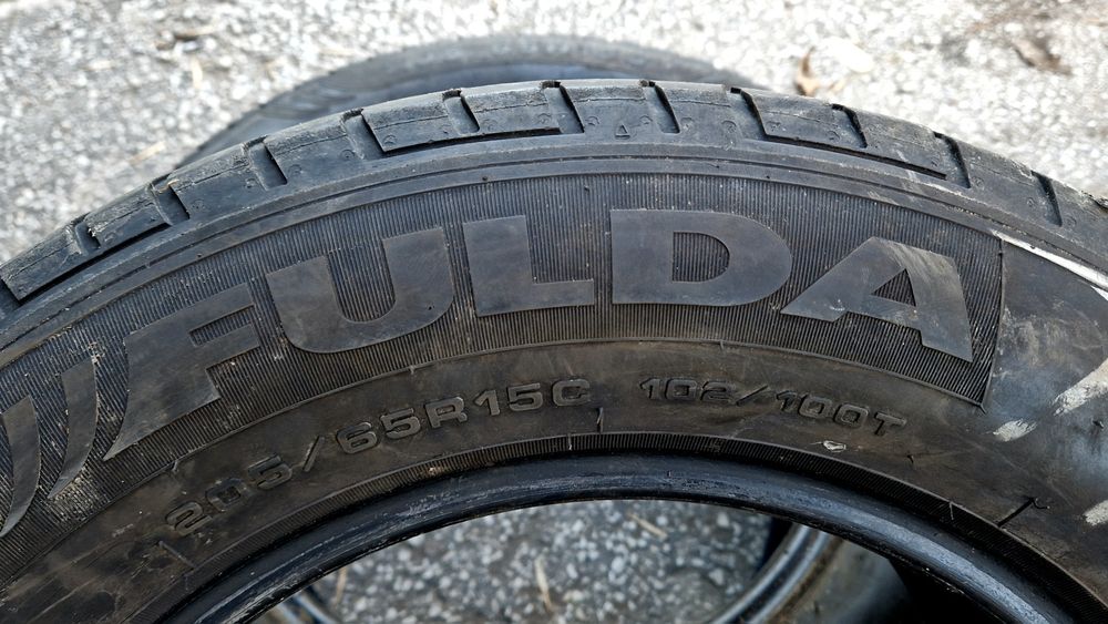4бр 205/65/15 C бусови летни гуми  Maxxis / Fulda