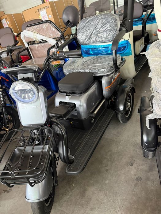 Tricicleta Electrica ZTECH ZT-16, model Nou 2026, Motor 1.200W, Acumulator 60V, 23Ah, Autonomie aprox. 50 km, Culoare Rosie, CIV Inclus
Disponibile in