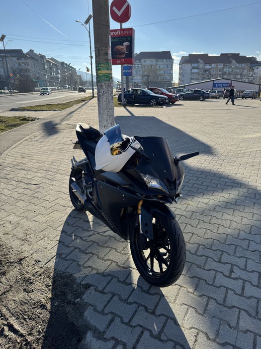 Yamaha YZF R-125 2016 ABS/LED