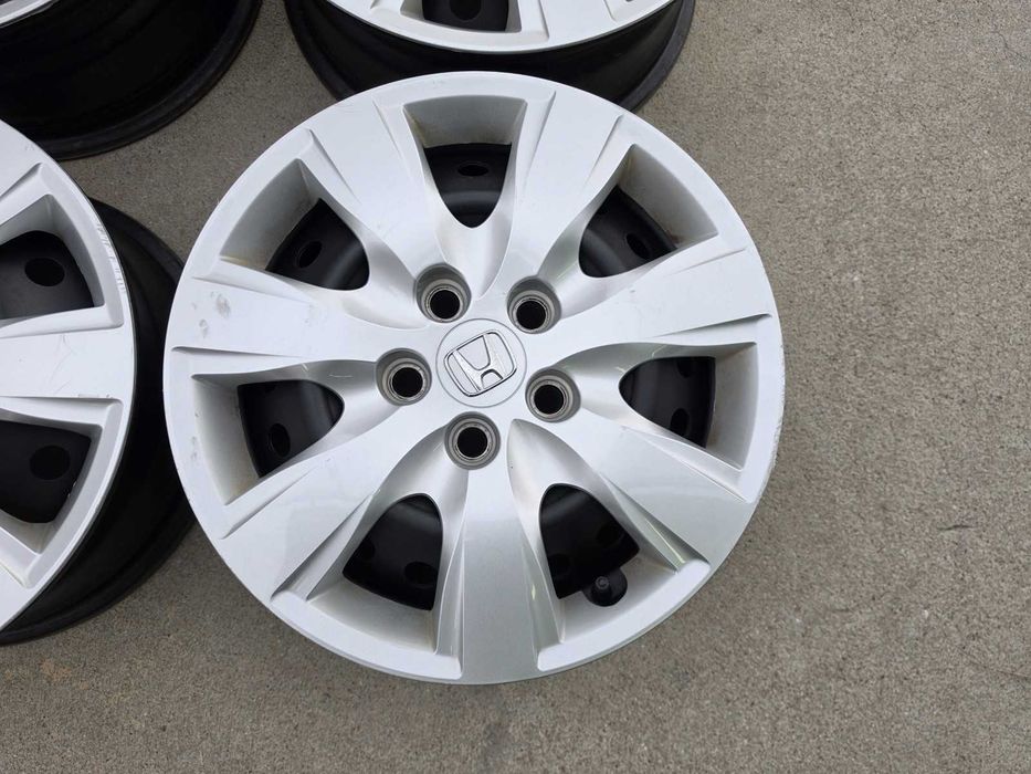 16'' стоманени джанти за HONDA 5х114.3 + тасове