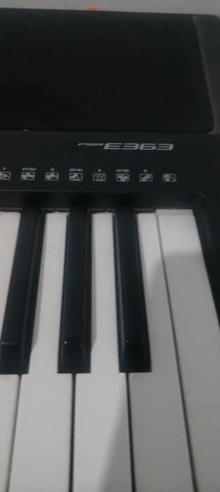 Yamaha psr E363 продаю