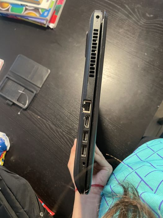 Laptop hp  2017 functional