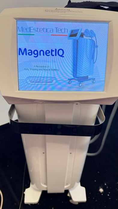 Vând aparate pt tratamente corporale .