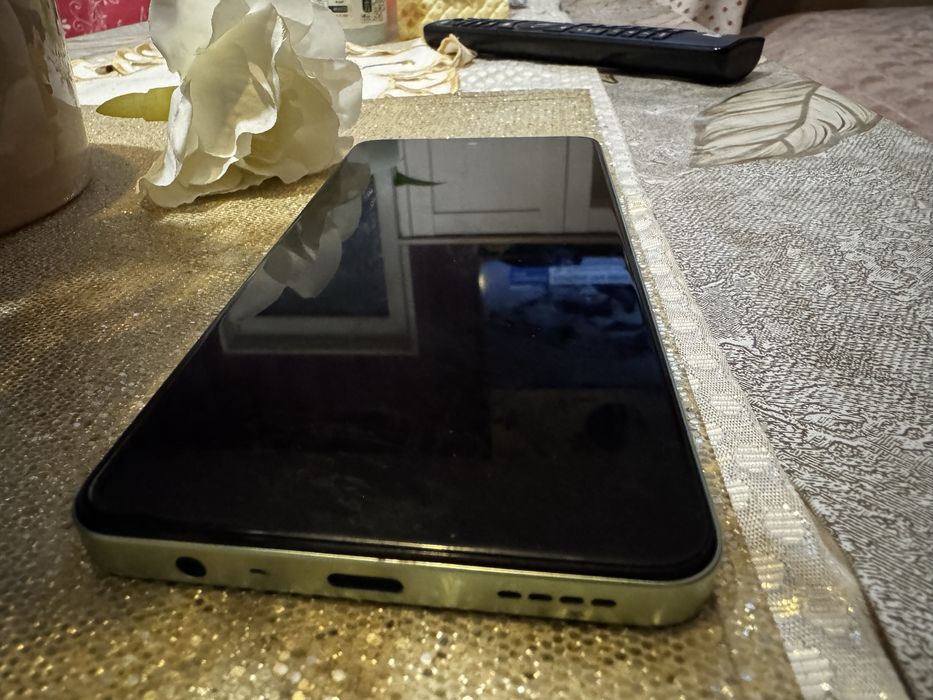 Смартфон Realme 12 5G