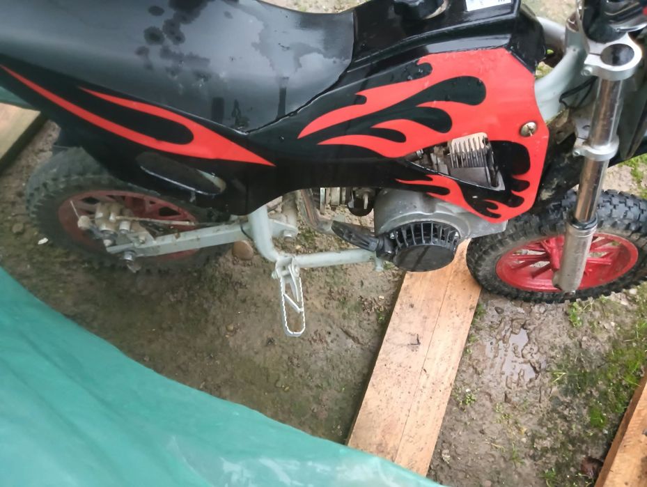 Vând cross de 49 CC