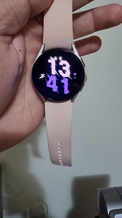 Samsung Galaxy Watch 4
