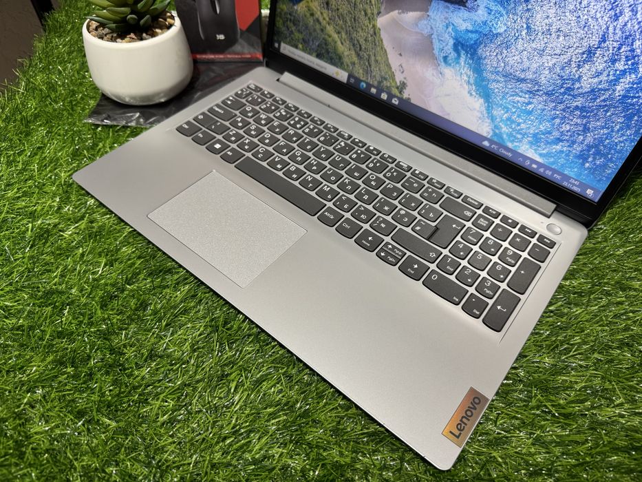 Ноутбук Lenovo ideaPad 1i Celeron N4020/4GB/SSD256GB/Intel