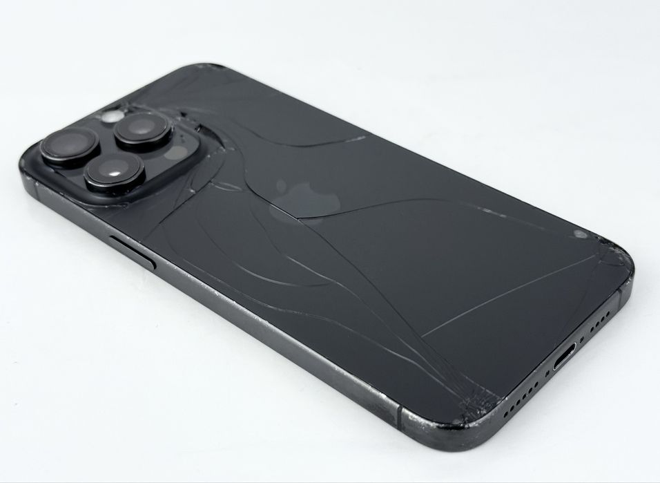 Apple iPhone 15 Pro Max 256GB Titanium Black Отличен