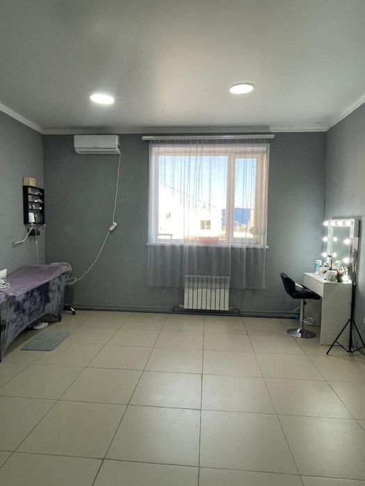 Сдам место в кабинете