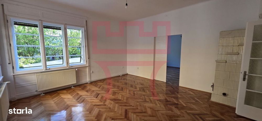Apartament nemobilat sau birou in casa 160mp zona Emil Isac