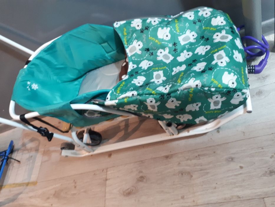 Продаю санки детский