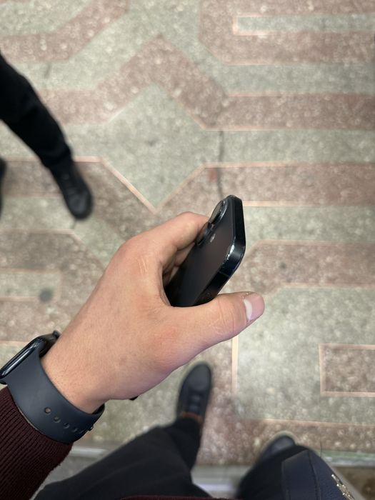 Айфон 16 128 гб.