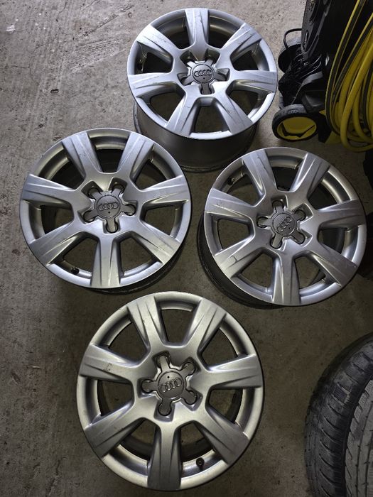 Jante Audi R16 în stare buna