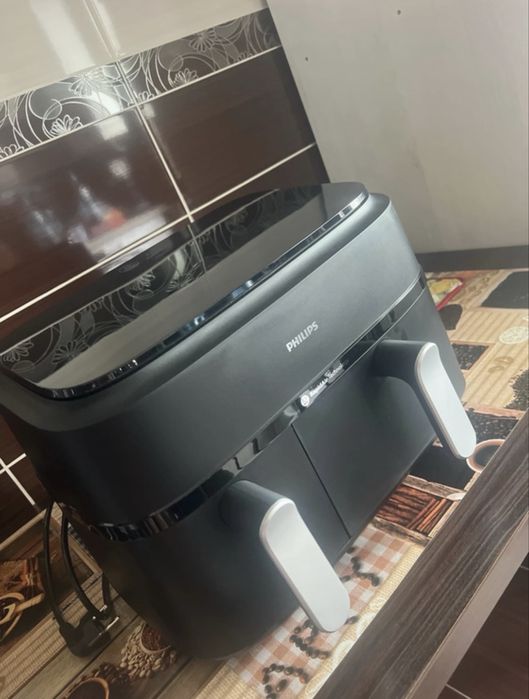 Friteuza dubla Philips Airfryer seria 3000 NA351/00