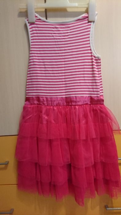 Детски рокли 122,128,134,140