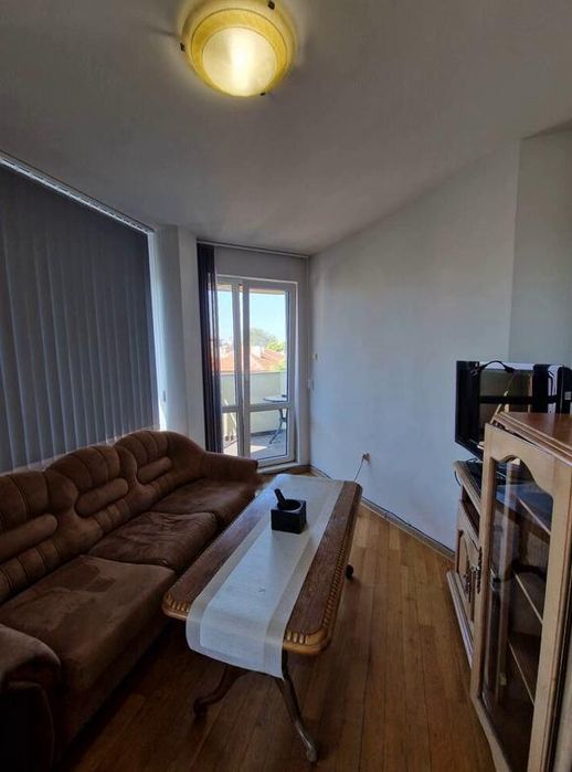 Дава се под наем Двустаен апартамент в Пловдив, Център - 50 кв.м за 357 € - Снимка #2