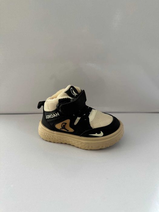 Bolalar poyabzallari