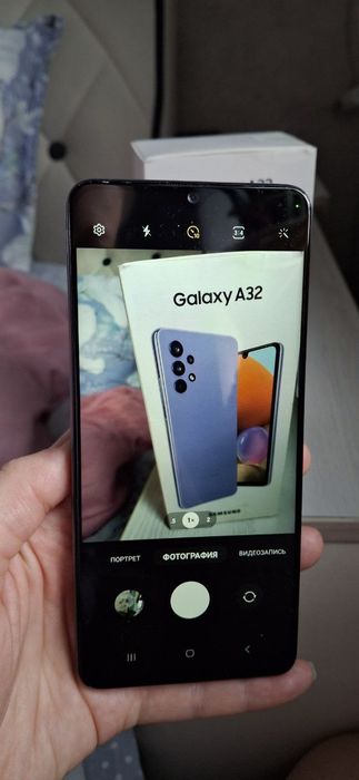 Продам телефон Samsung за 600.000 сум