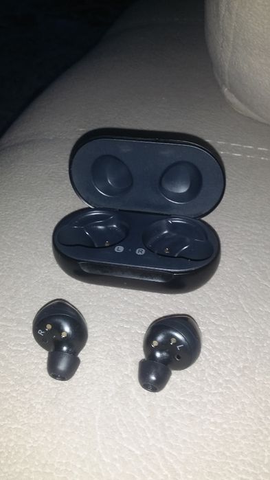 Наушники Samsung Galaxy Buds