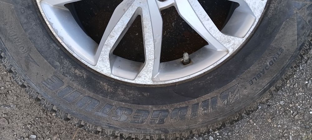 Один диск на R 17 с резиной