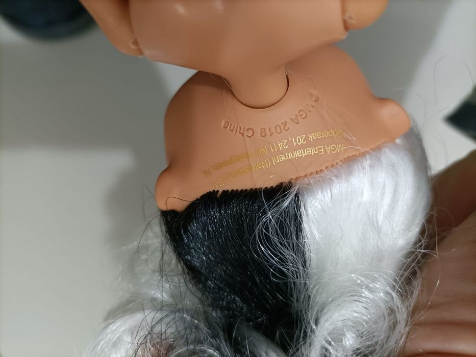 Păpușa LOL 25 cm(mare) MGA2019,asigur expedierea coletului avantajos l