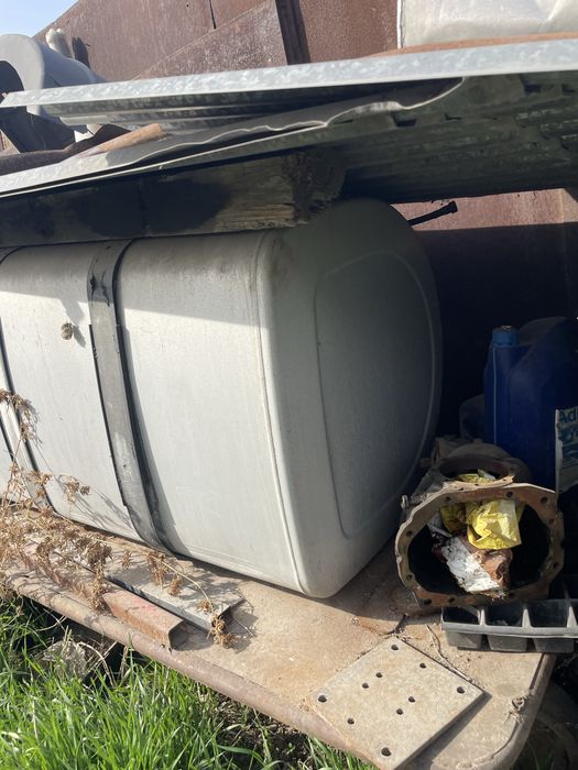 Бак Volvo, фура.