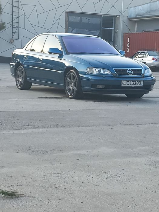Opel omega 3.2 V6