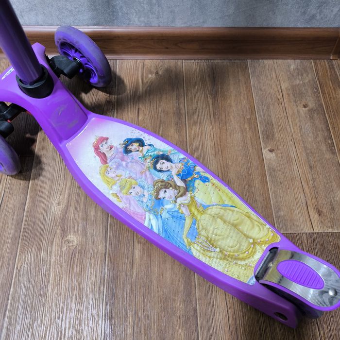 Продам самокат новый