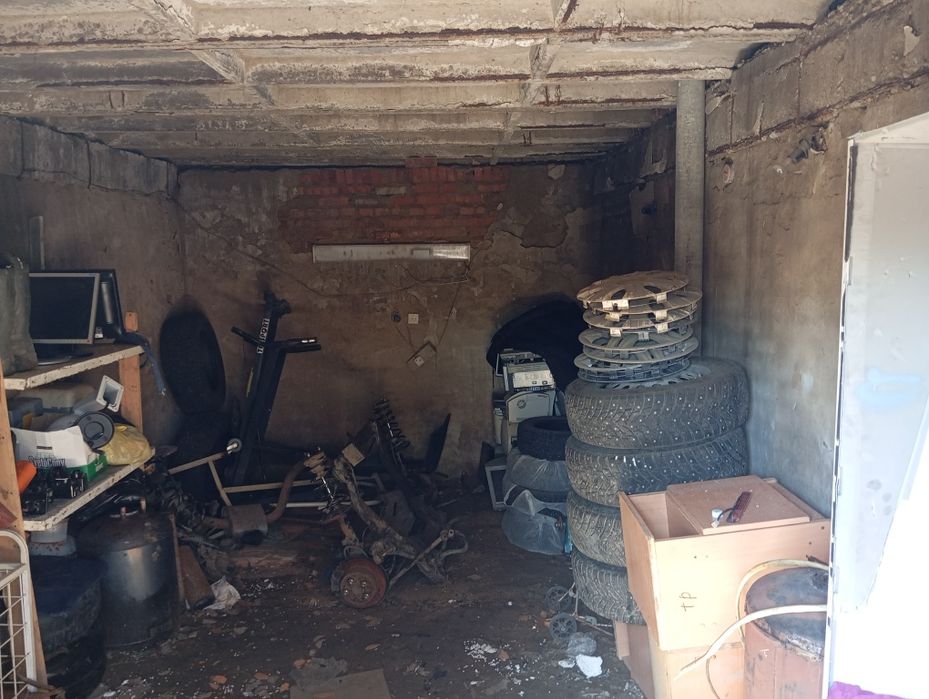 Продам гараж 2 этажа